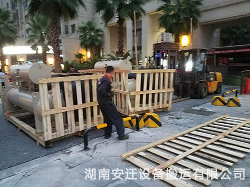 設備吊裝 