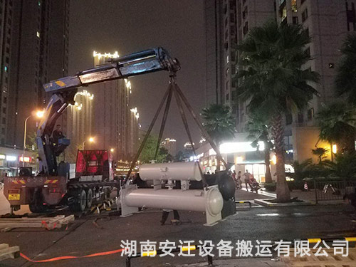 設備（bèi）吊裝 